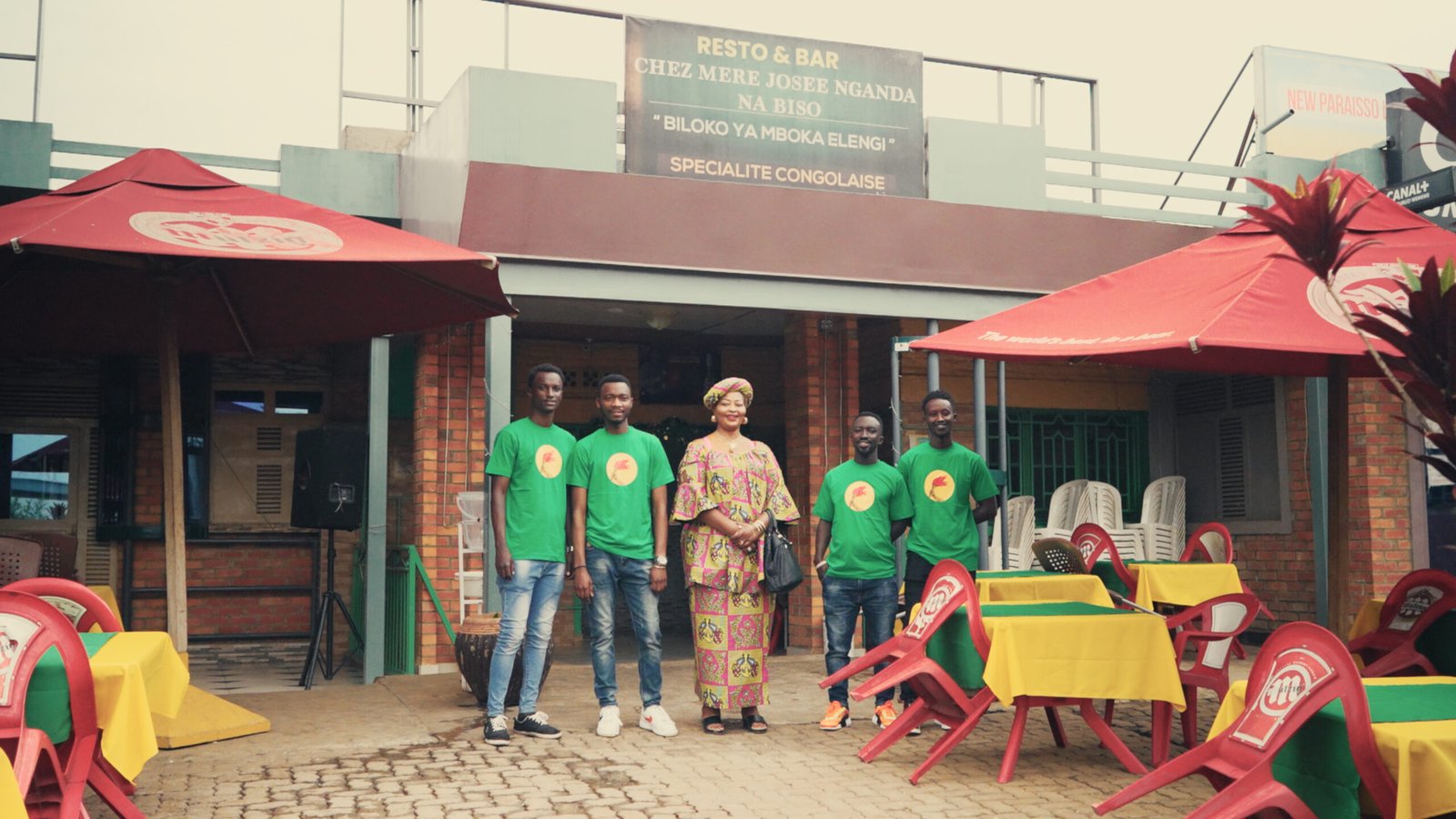 BIG FISH – Rumba Rwandaise.00_26_01_41.Standbild054 Kopie